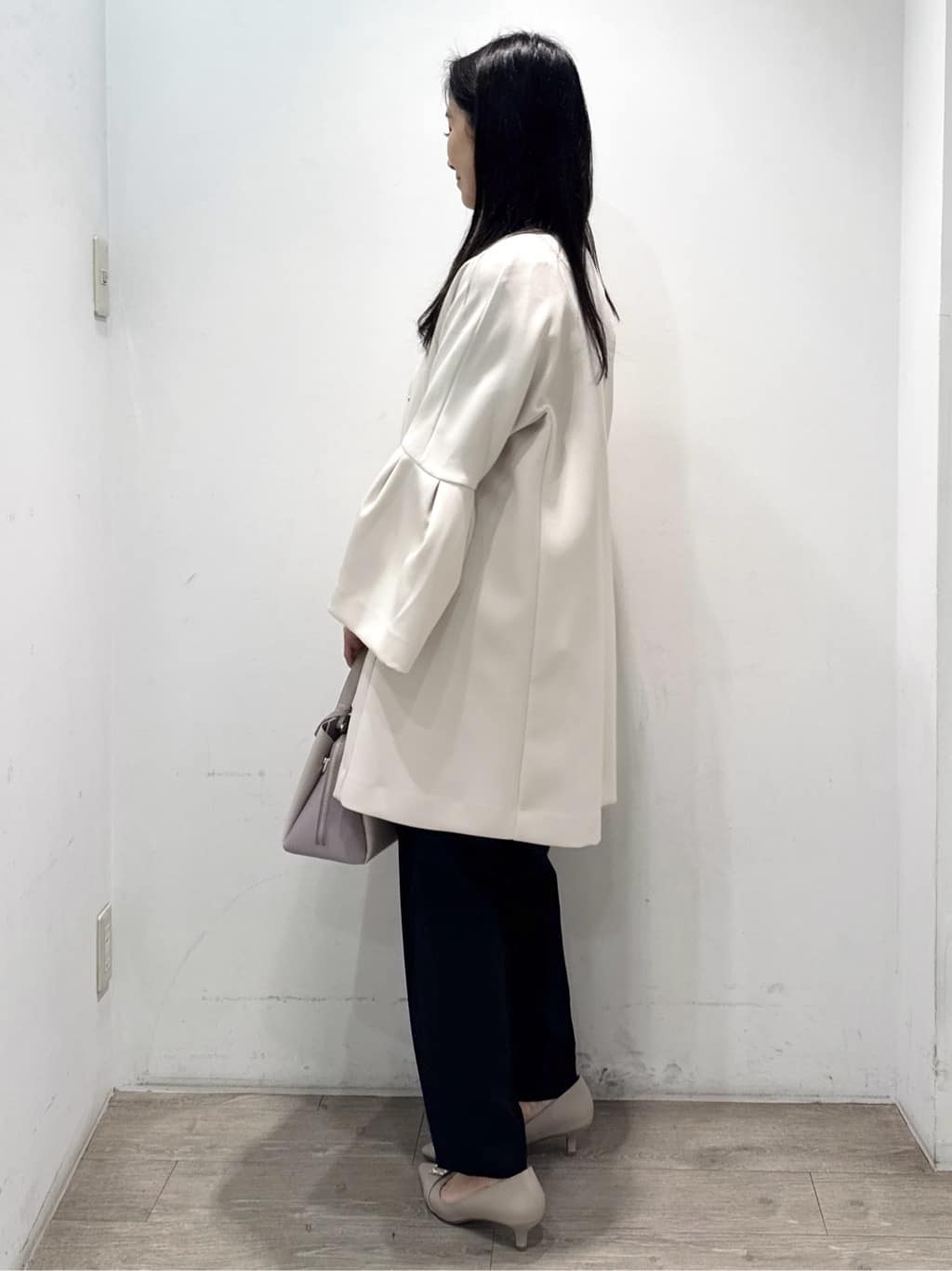 yuicciさんの「OPAQUE.CLIP｜ストレッチイージーテーパードパンツ【洗濯機OK／イージーアイロン】」を使ったコーディネート