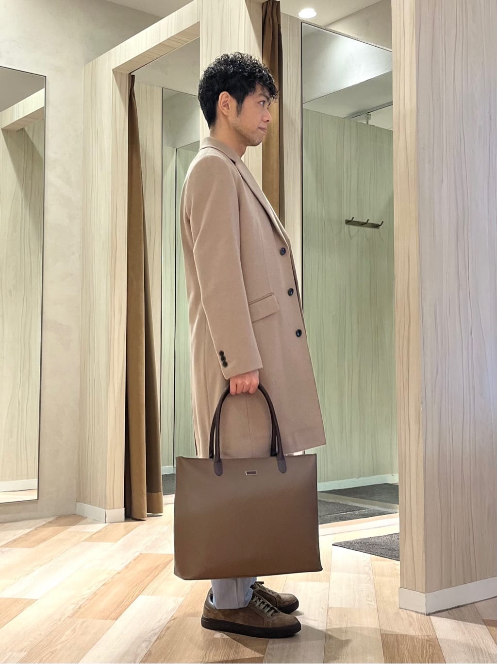 URAさんの「TAKEO KIKUCHI｜【全7サイズ&times;8色展開！】トップマルチヘリンボン パンツ」を使ったコーディネート
