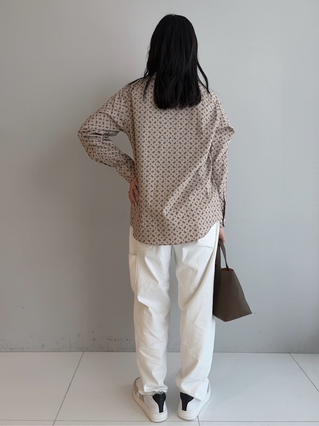 Akutagawaさんの「TAKEO KIKUCHI｜【BOWLER HAT LABEL】小紋ペイズリープリント 長袖シャツ」を使ったコーディネート