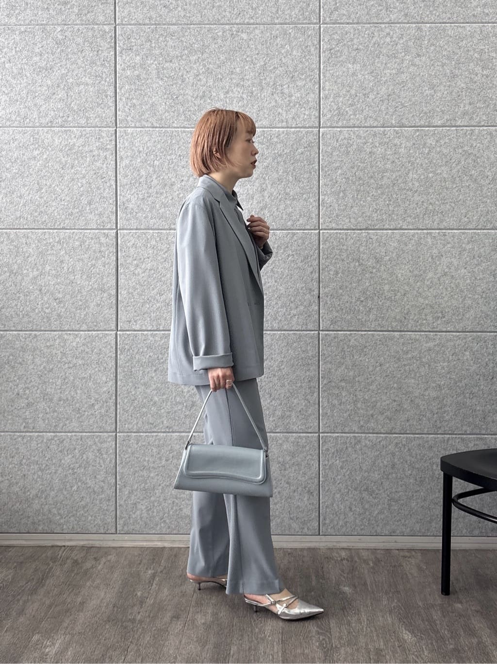 mikuさんの「INDIVI｜Comfy SET UP｜フレアスリーブブラウス【セットアップ対応／通勤／カセット服／接触冷感／UV」を使ったコーディネート