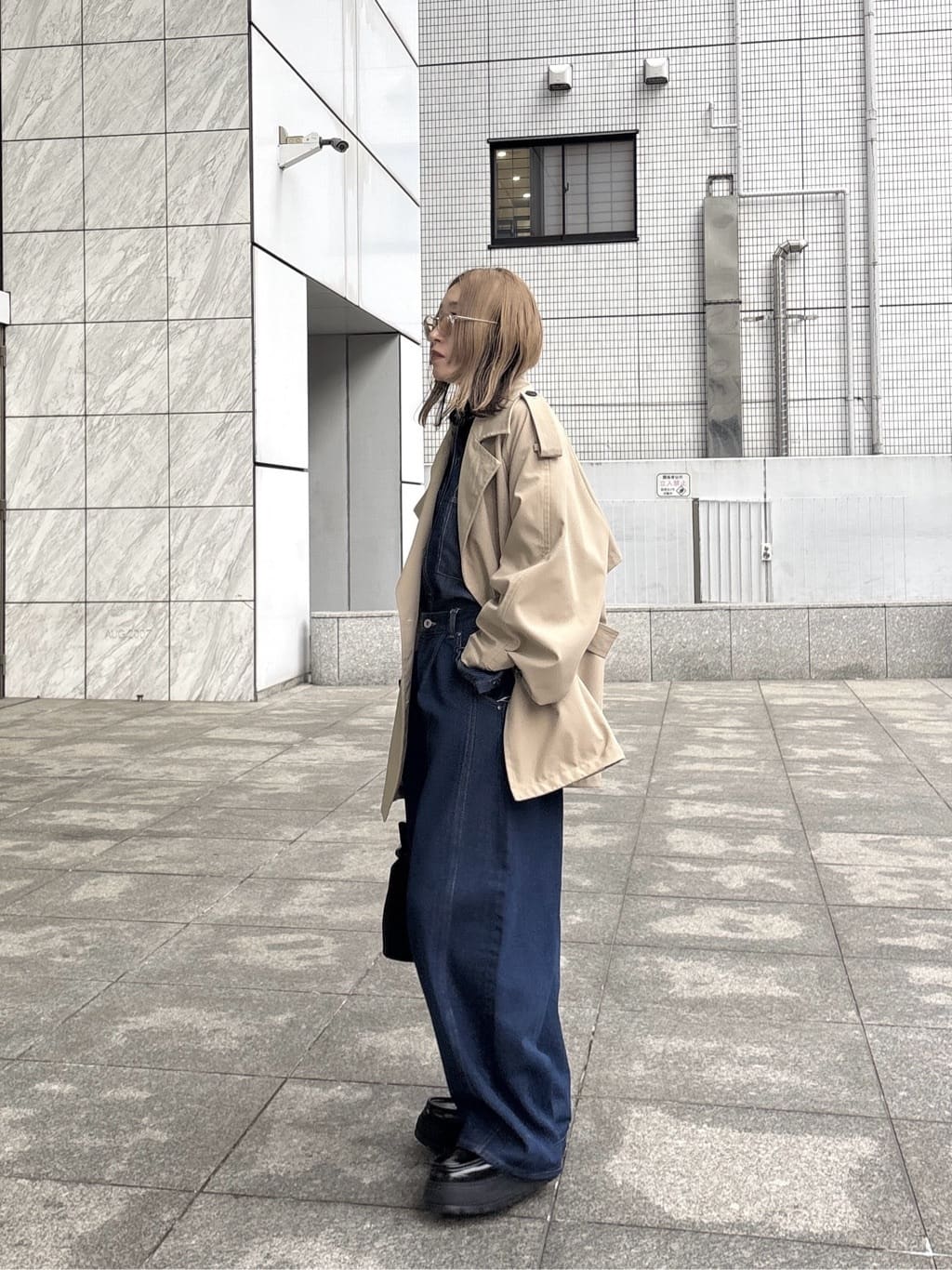 kotakiさんの「INDIVI｜【撥水】ボンディングショートトレンチ」を使ったコーディネート