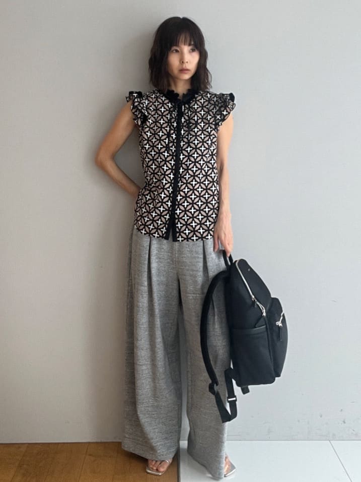 misaさんの「DRESSTERIOR｜【再入荷/荷重軽減】サスペンションマルチポケットリュック」を使ったコーディネート