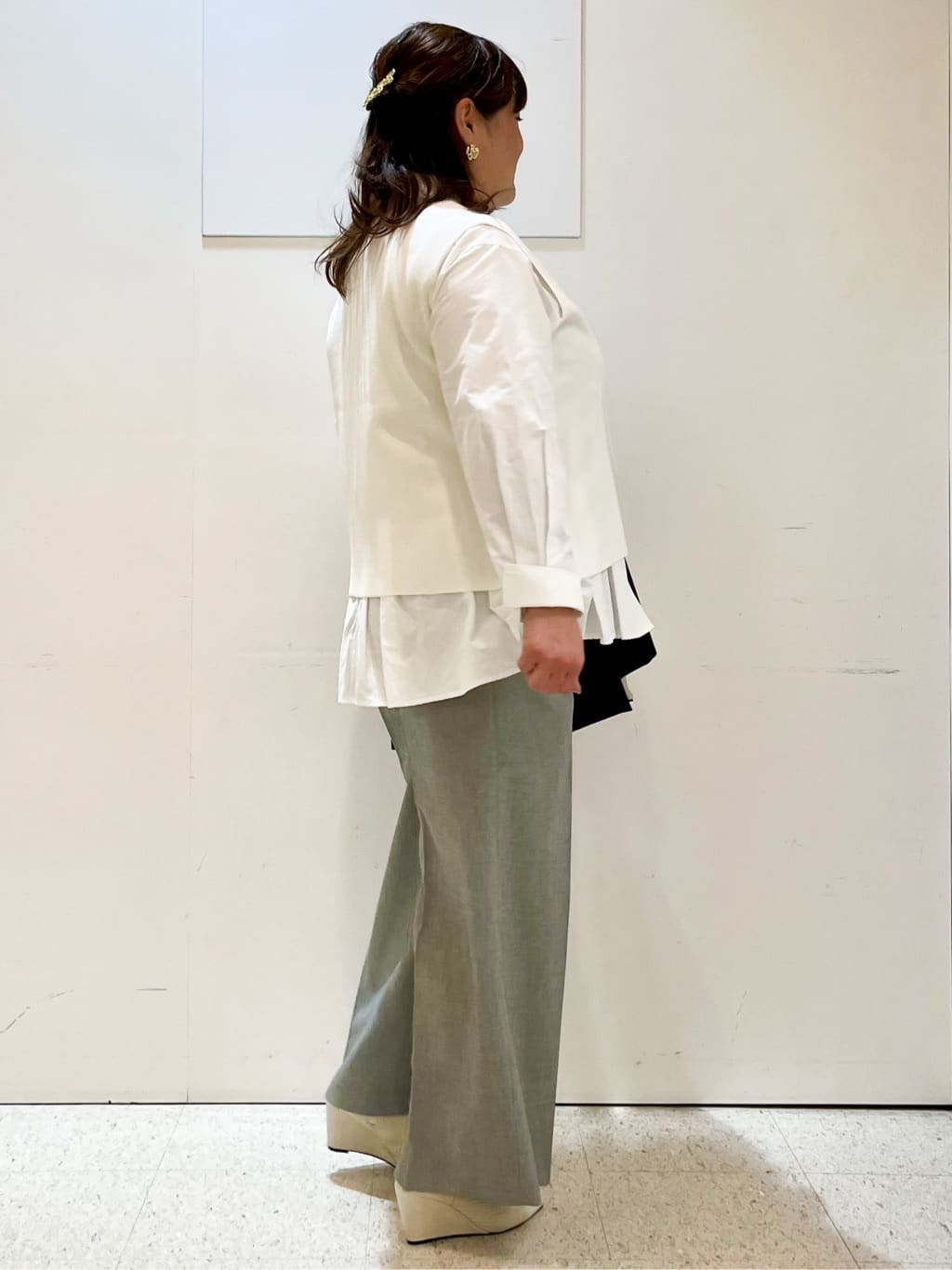 kimmyさんの「Reflect｜【セットアップ可】ダブルジャカードニットベスト」を使ったコーディネート