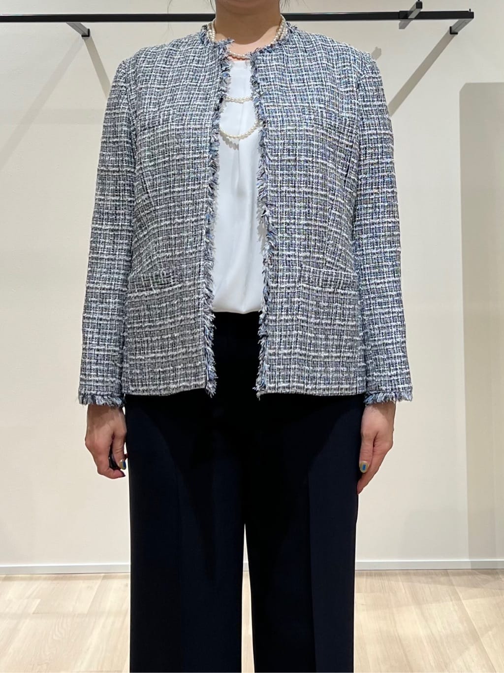 TOMOMIさんの「UNTITLED｜【仕事着/スーツ】ファンシーツイード ジャケット」を使ったコーディネート