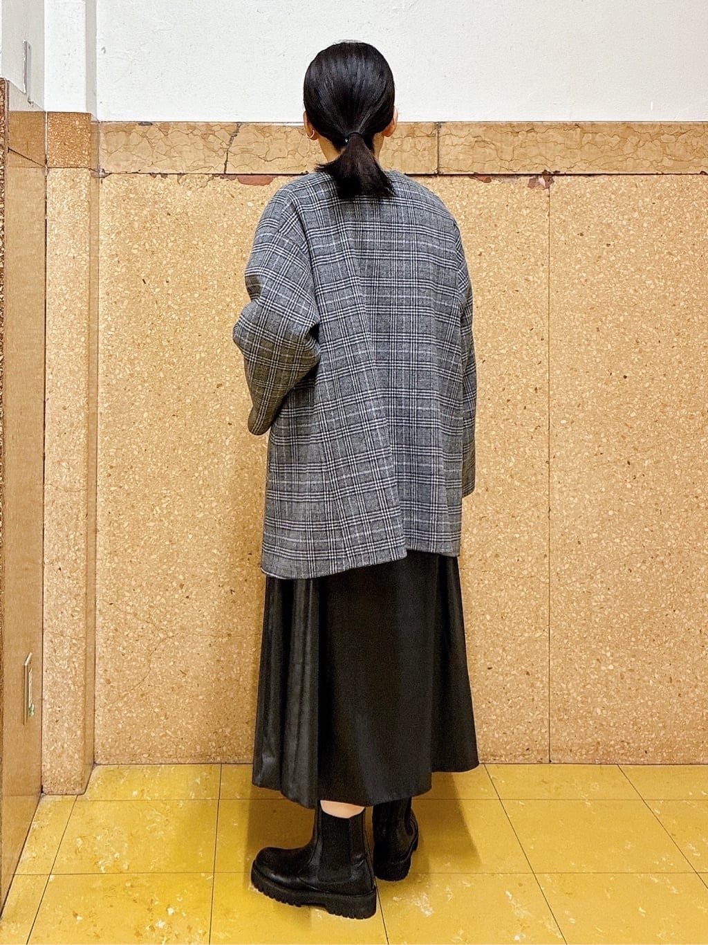 hattoriさんの「INDIVI｜【洗える／カシミヤ混】ボトルネック ドルマンスリーブニット」を使ったコーディネート