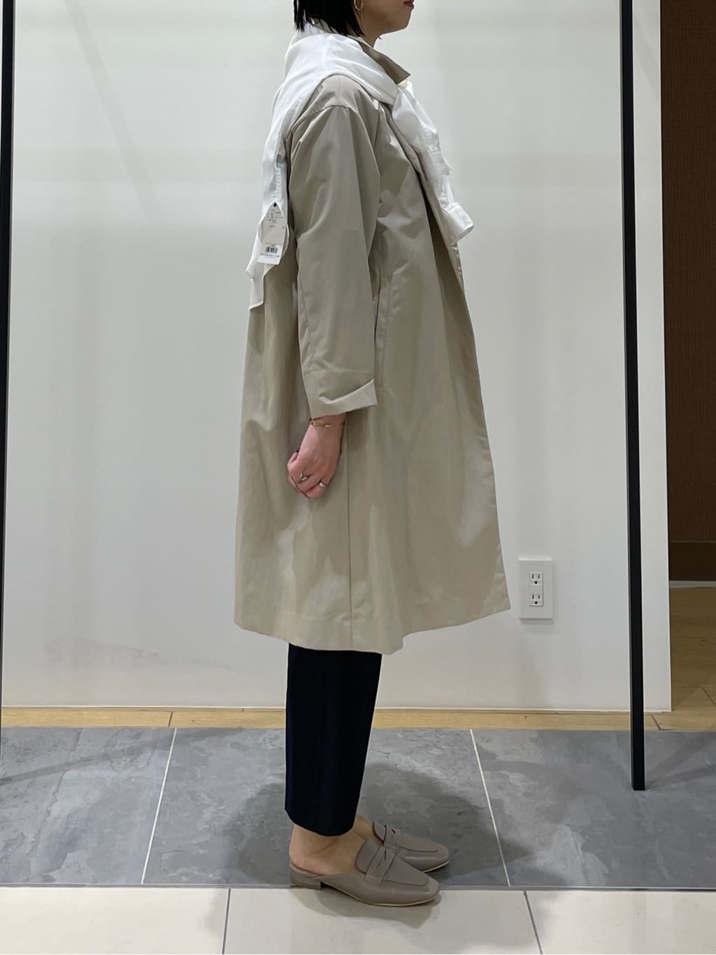 shihoさんの「INDIVI｜【洗える／UVケア／SETUP可能】デニムライクテーパードパンツ」を使ったコーディネート