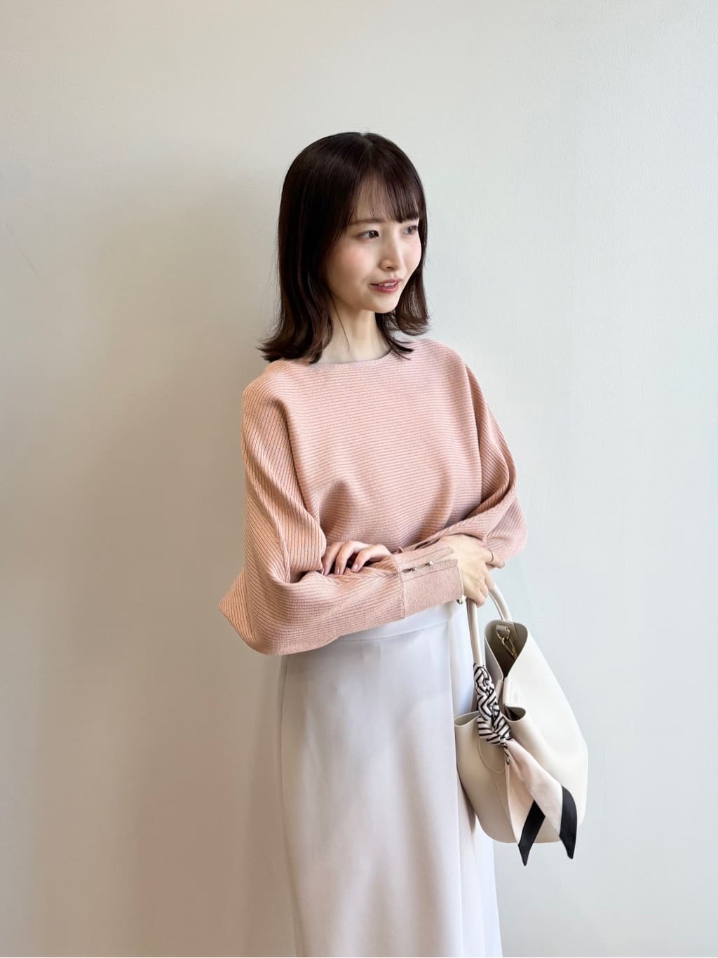 みさかさんの「index｜ドルマンリブニット【洗濯機OK／抗ピル】《5col》」を使ったコーディネート