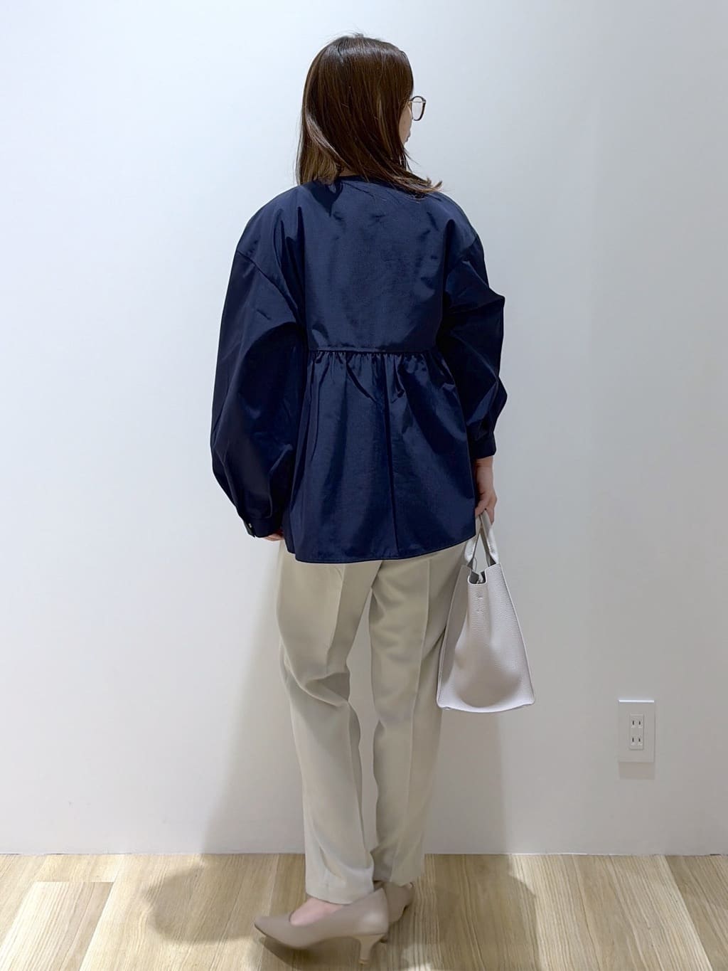 えりさんの「OPAQUE.CLIP｜撥水ノーカラーペプラムブルゾン【洗濯機OK／抗ピル】」を使ったコーディネート