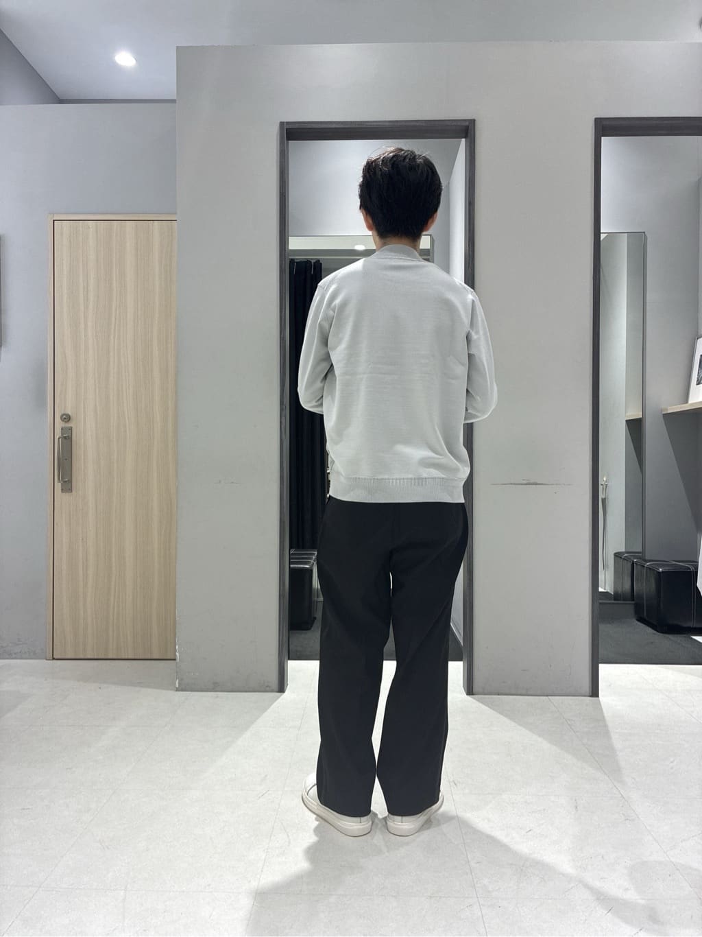 わいずみさんの「TAKEO KIKUCHI｜【ON／OFF兼用】CARREMANファブリック ノーカラージャケット」を使ったコーディネート