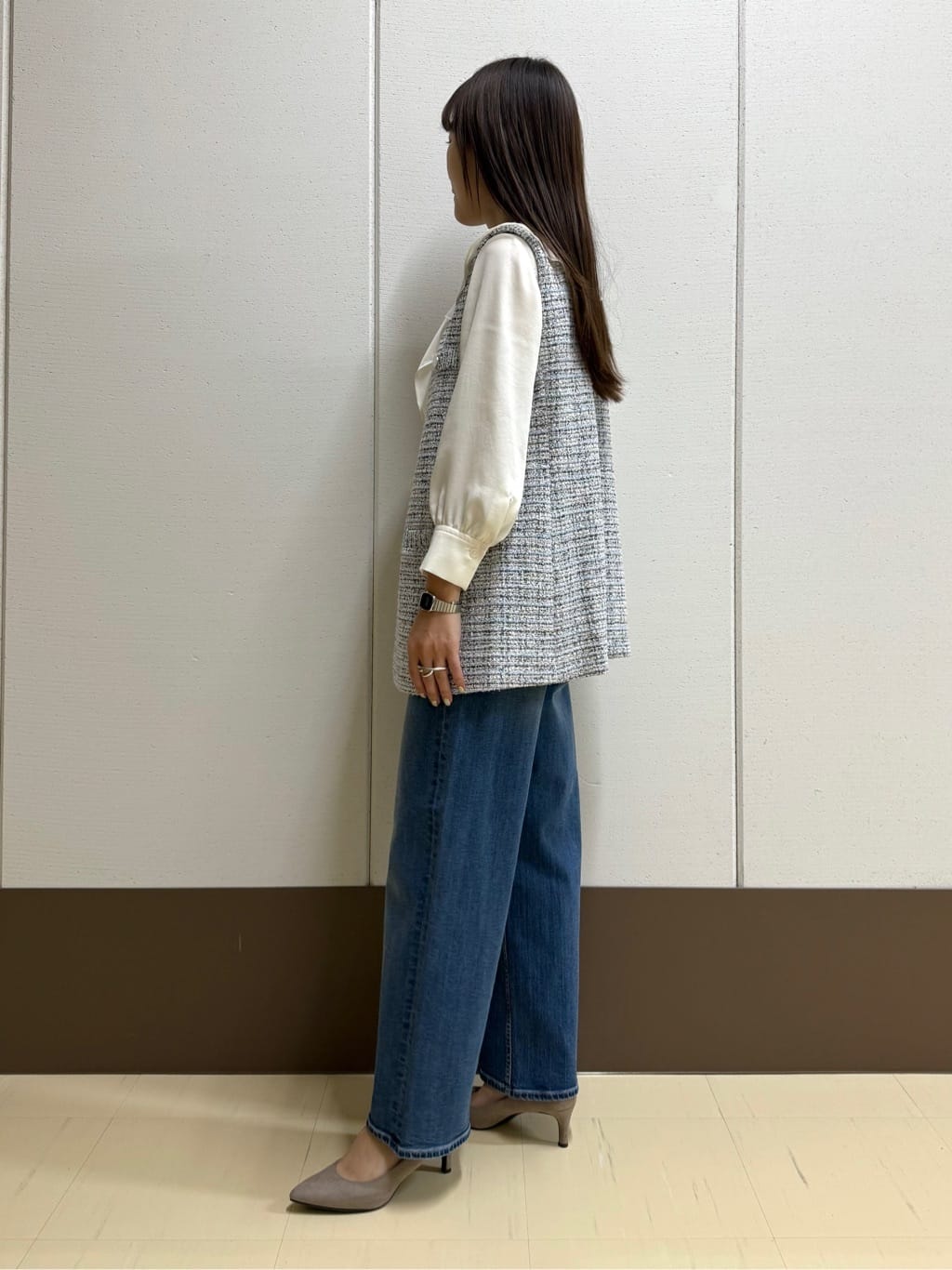 mamiさんの「INDIVI｜【洗える】ラッフルサテンブラウス」を使ったコーディネート