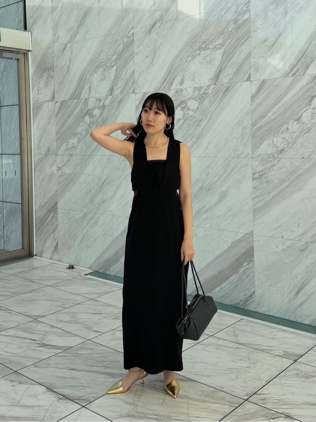 rinaさんの「INDIVI｜クロップドジャケット」を使ったコーディネート