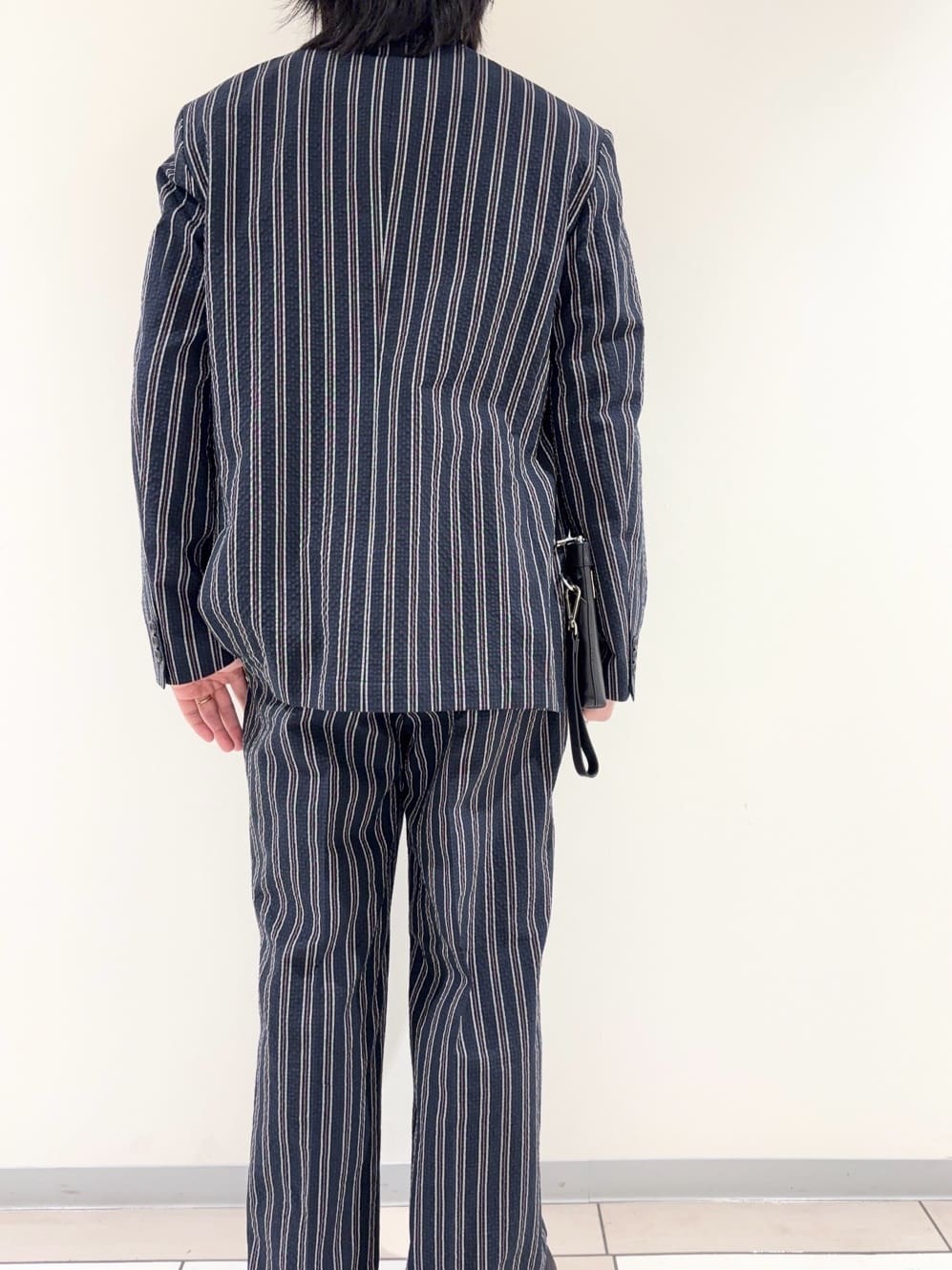 及川さんの「TAKEO KIKUCHI｜【BOWLER HAT LABEL】サッカーストライプ ダブルジャケット」を使ったコーディネート