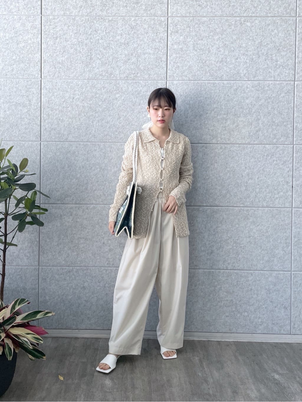 Renoさんの「INDIVI｜ブークレポロニット」を使ったコーディネート