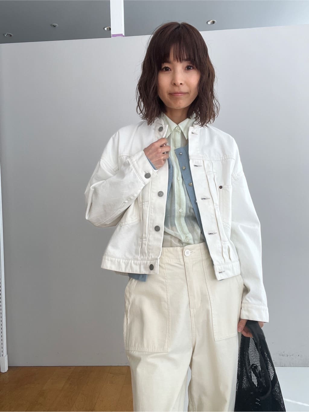 misaさんの「DRESSTERIOR｜【ウォッシャブル】バンドカラー ホワイトＧジャン」を使ったコーディネート