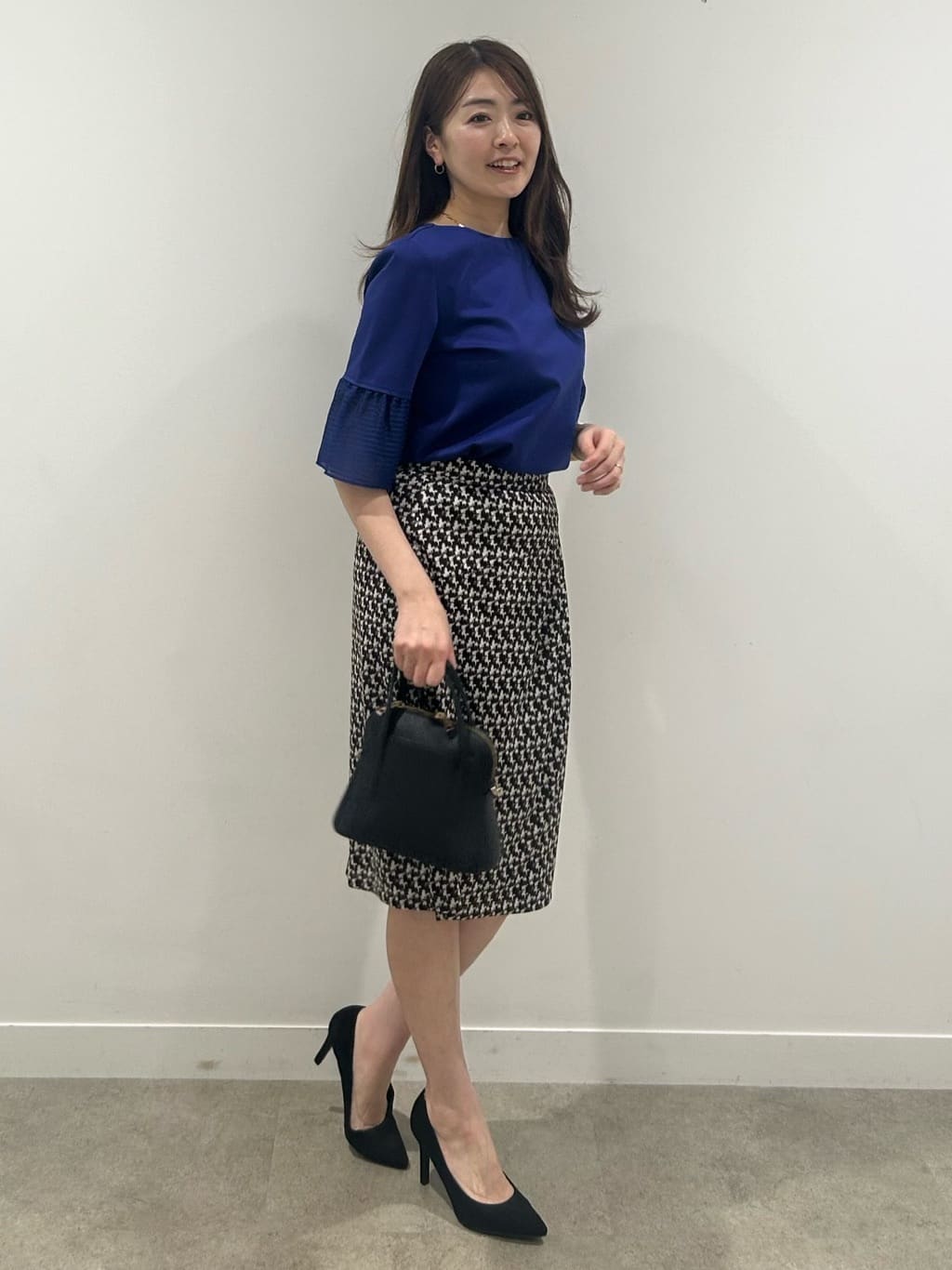 hayaseさんの「COUP DE CHANCE｜【5分袖／日本製／接触冷感】異素材ドッキングカットソー」を使ったコーディネート