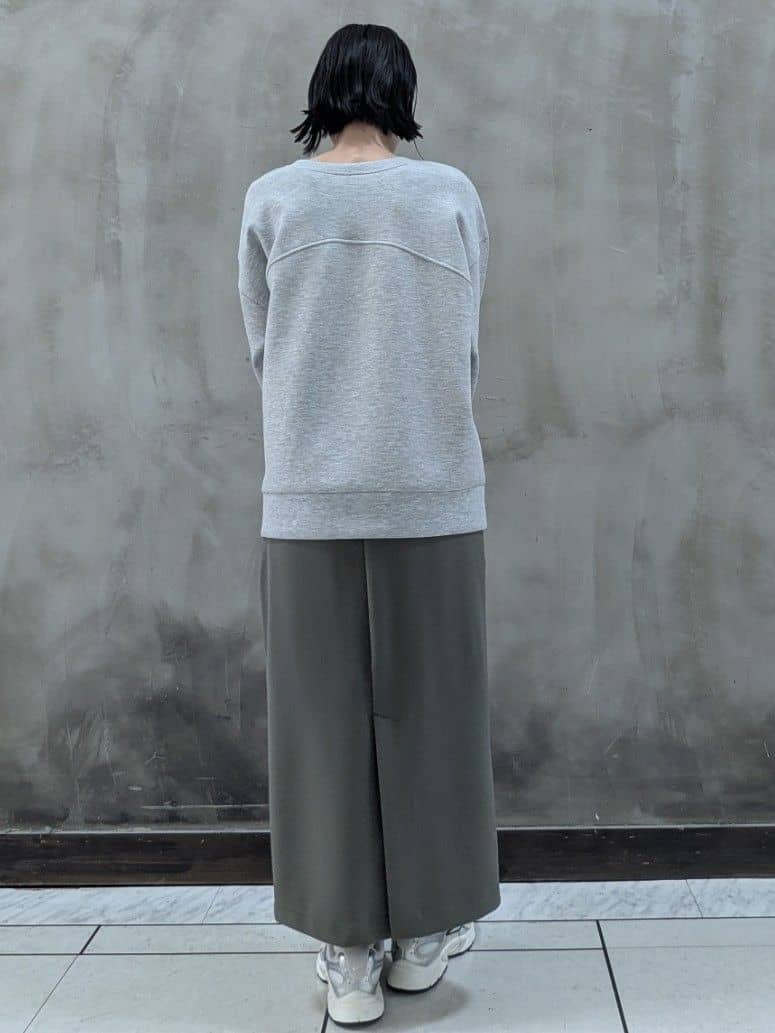 shioさんの「grove｜2WAYハーフジップスウェット」を使ったコーディネート