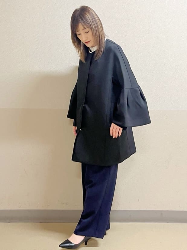 yukariさんの「OPAQUE.CLIP｜《通勤／セットアップ対応》 Vネックジャケット／ダブルクロス【洗濯機OK】」を使ったコーディネート
