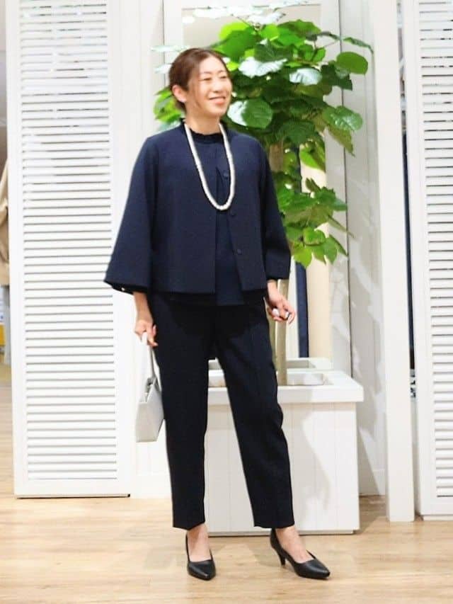 KJさんの「Dessin｜【洗える】フリルネックジョーゼットブラウス」を使ったコーディネート