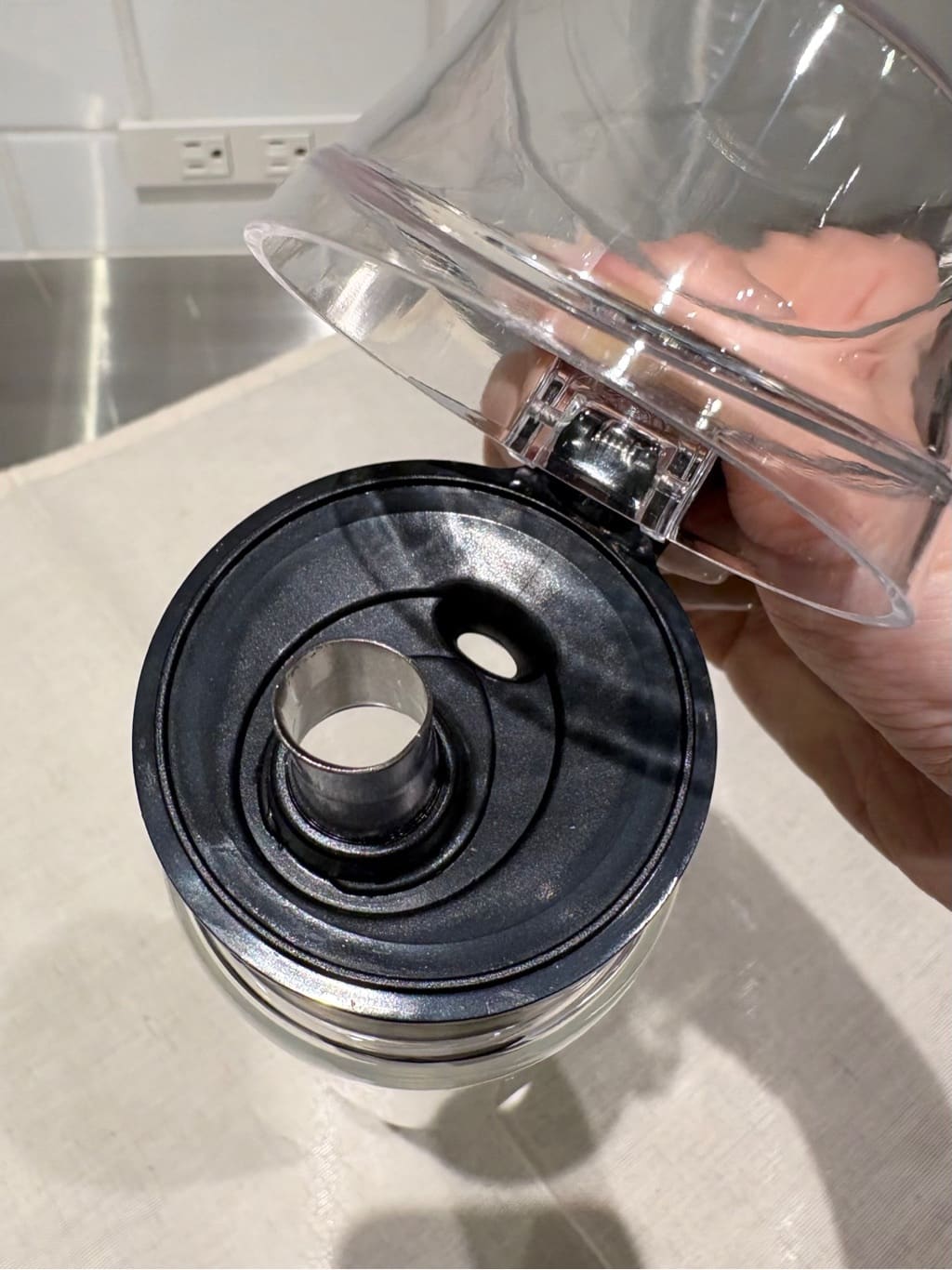 muuさんの「212 KITCHEN STORE｜耐熱ガラスオイルボトル M ＜atomico アトミコ＞」を使ったコーディネート