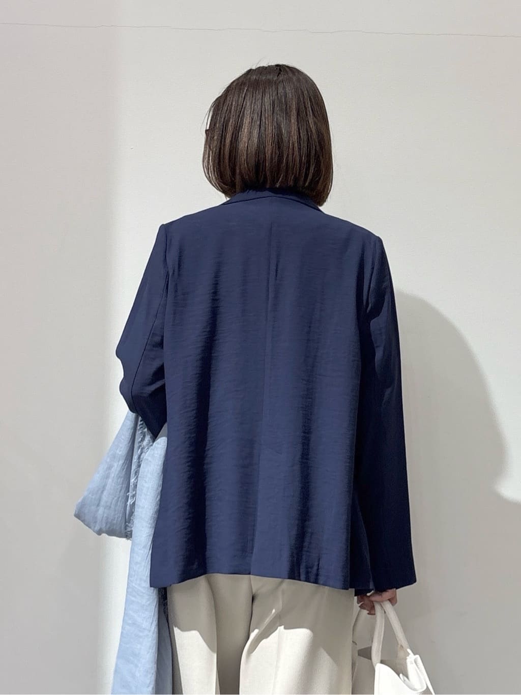NAKAさんの「OPAQUE.CLIP｜スクエアトゥカシメローファー」を使ったコーディネート