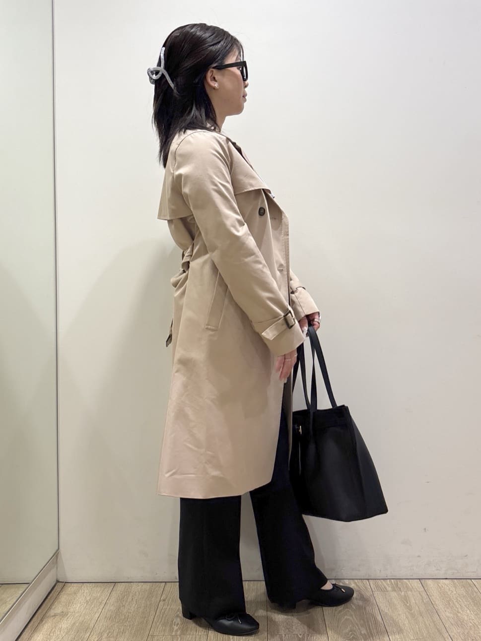 mameさんの「index｜撥水トレンチコート【洗濯機OK／花粉対応】《XS～3L》」を使ったコーディネート