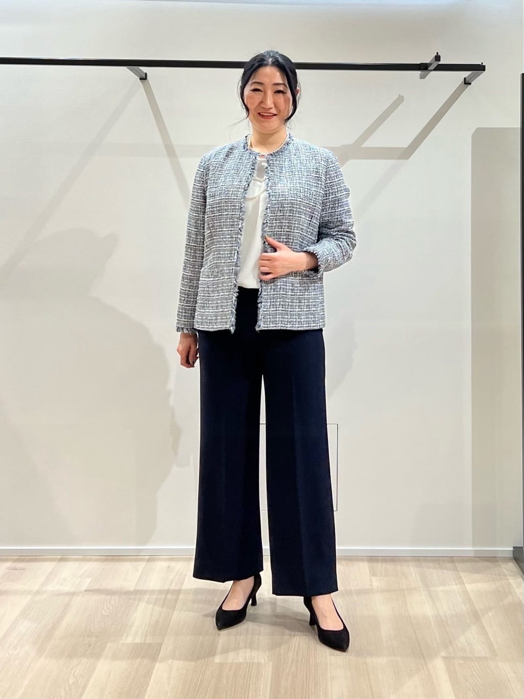 TOMOMIさんの「UNTITLED｜【仕事着/スーツ】ファンシーツイード ジャケット」を使ったコーディネート