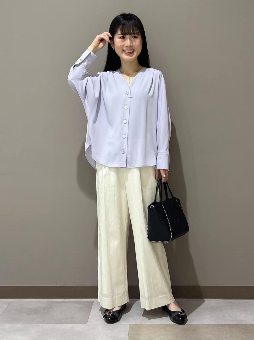 KEIKOさんの「INDIVI｜【撥水／UVケア／2WAY】超軽量ライナー付ライトトレンチコート」を使ったコーディネート