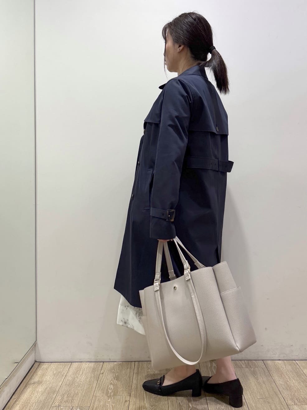 mameさんの「index｜撥水トレンチコート【洗濯機OK／花粉対応】《XS～3L》」を使ったコーディネート