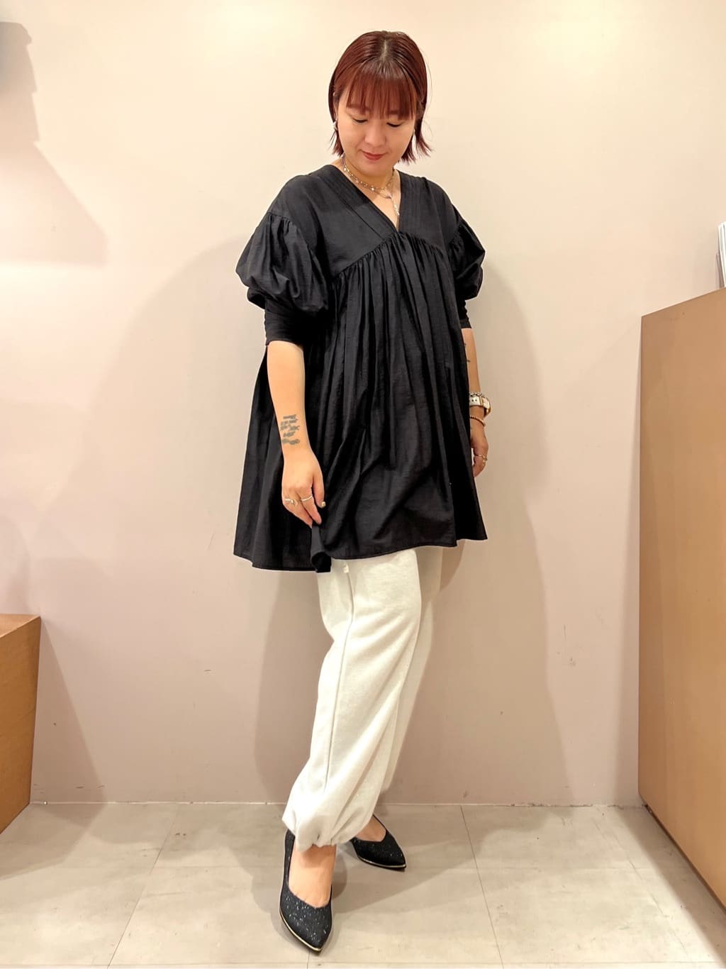 TAKAさんの「ESPERANZA｜ポインテッドウェッジパンプス」を使ったコーディネート