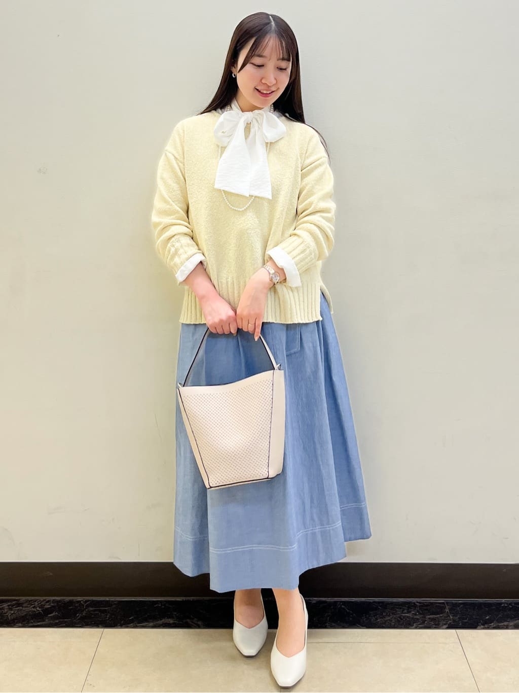 mikikoさんの「Reflect｜【レイヤードにおすすめ◎】ロング丈リラクシーニット」を使ったコーディネート