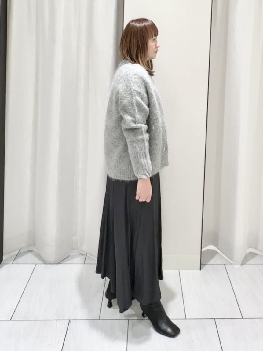 ʏᴜᴋɪᴋᴏさんの「UNTITLED｜【ゆったり】アルパカ混シャギー カーディガン」を使ったコーディネート