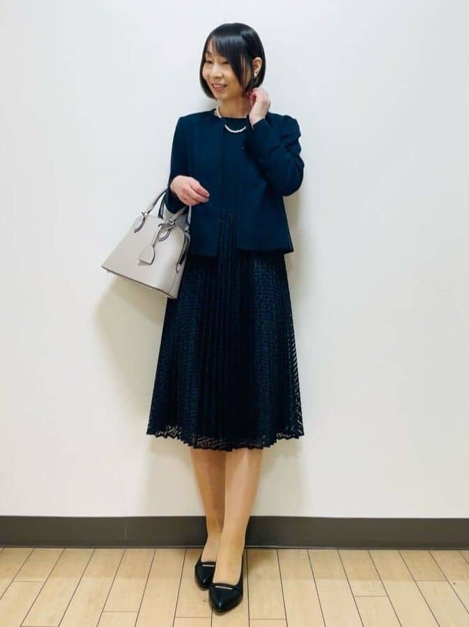 Riiさんの「Reflect｜【SS-4Lサイズ】シフォン&times;幾何柄レースプリーツワンピース」を使ったコーディネート
