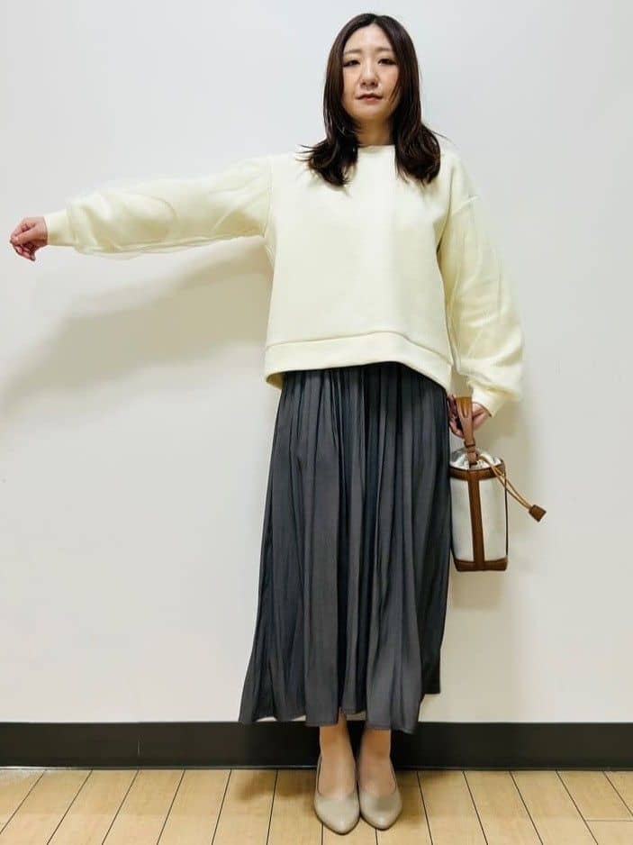 miiiさんの「Reflect｜チュールレイヤードスリーブプルオーバー」を使ったコーディネート