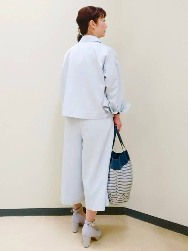 花さんの「Reflect｜リネンライクシャツブルゾン」を使ったコーディネート