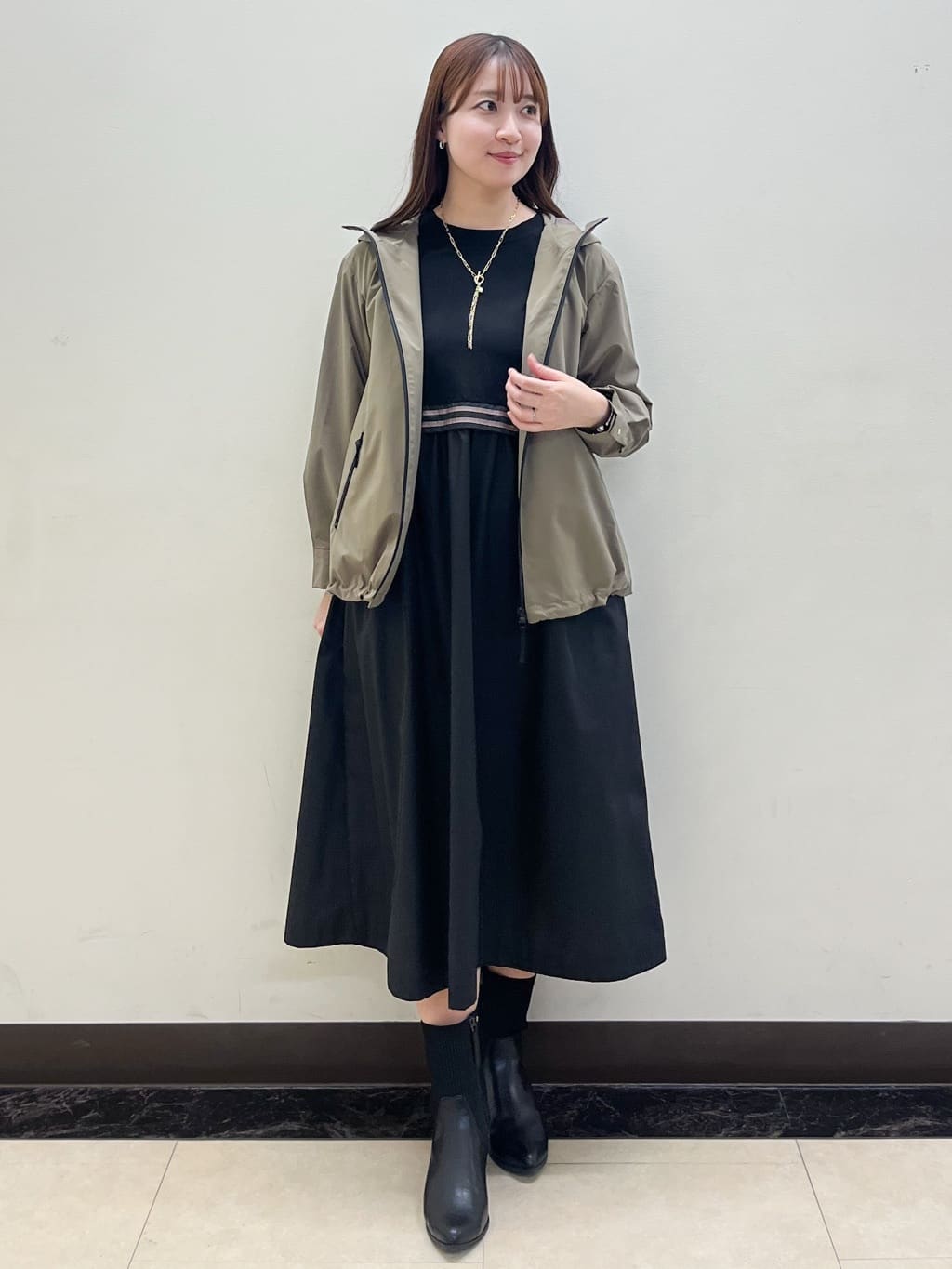 mikikoさんの「Reflect｜【ライトアウター／キレイ見え／気軽な羽織に◎】スポーティライトアウター」を使ったコーディネート