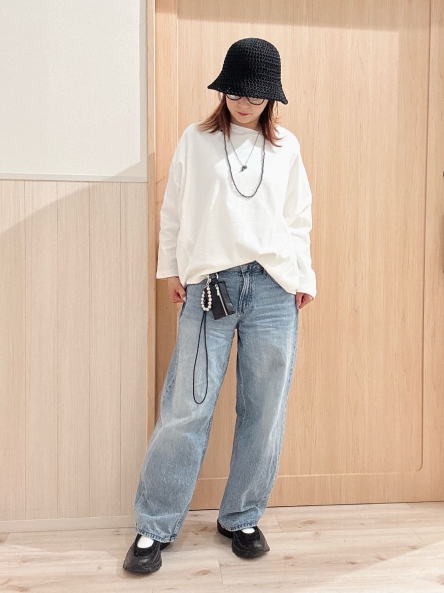 モカさんの「SHOO･LA･RUE｜【洗濯機可/S-LL】キーネックでお顔周りすっきり ざっくり編みカーディガン」を使ったコーディネート