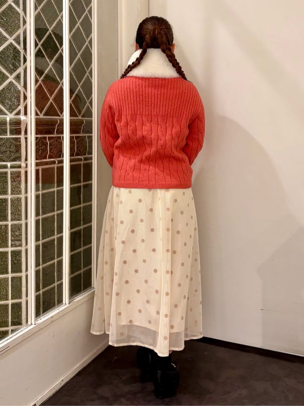 なるみんさんの「grove｜甘さを抑えて、品よく華やぐ　メッシュフロッキードットスカート」を使ったコーディネート