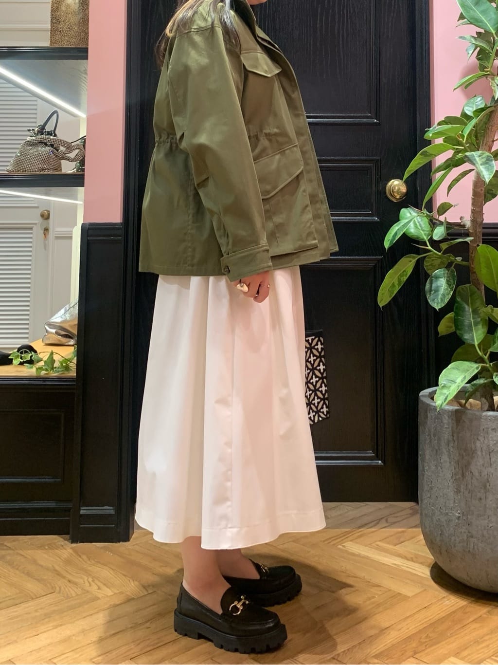 SAKAIさんの「DRESSTERIOR｜【ウォッシャブル】コンパクトコットンミリタリーブルゾン」を使ったコーディネート