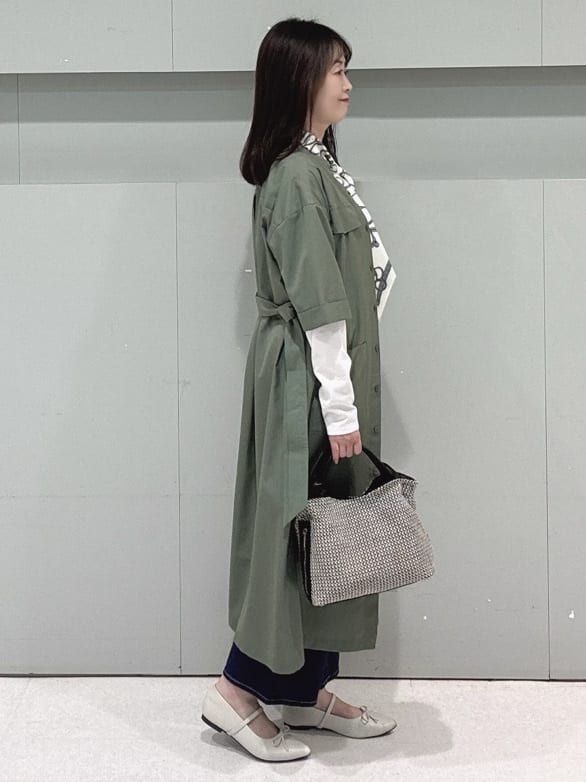 makiさんの「UNTITLED｜◆【洗える/前開きボタン】シャンブレーシャツワンピース」を使ったコーディネート