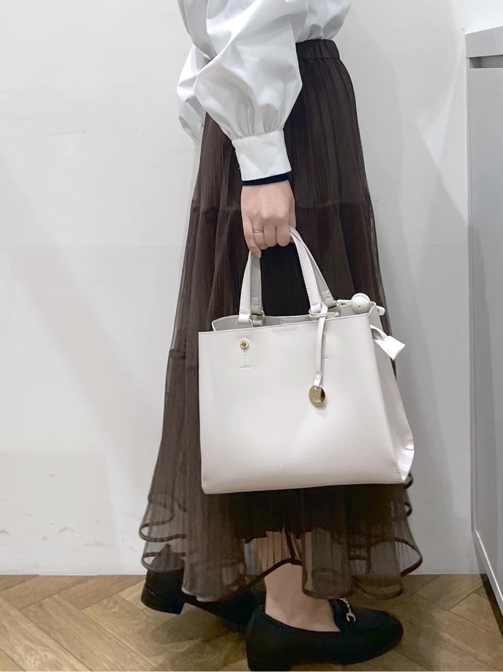 Junさんの「index｜リバーシブルチュールティアードフレアスカート【洗濯機OK】」を使ったコーディネート
