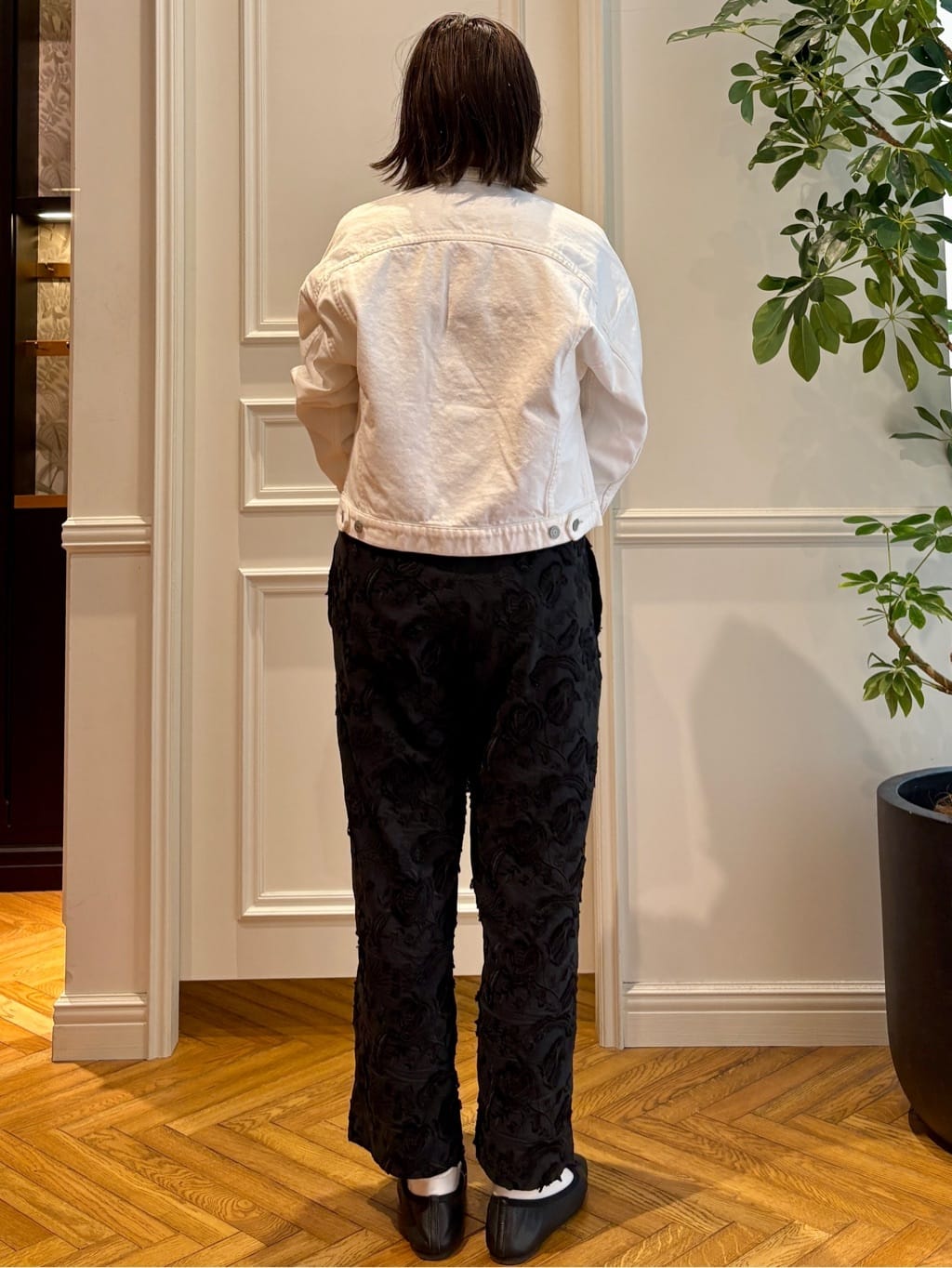 nakaoさんの「DRESSTERIOR｜【ウォッシャブル】バンドカラー ホワイトＧジャン」を使ったコーディネート