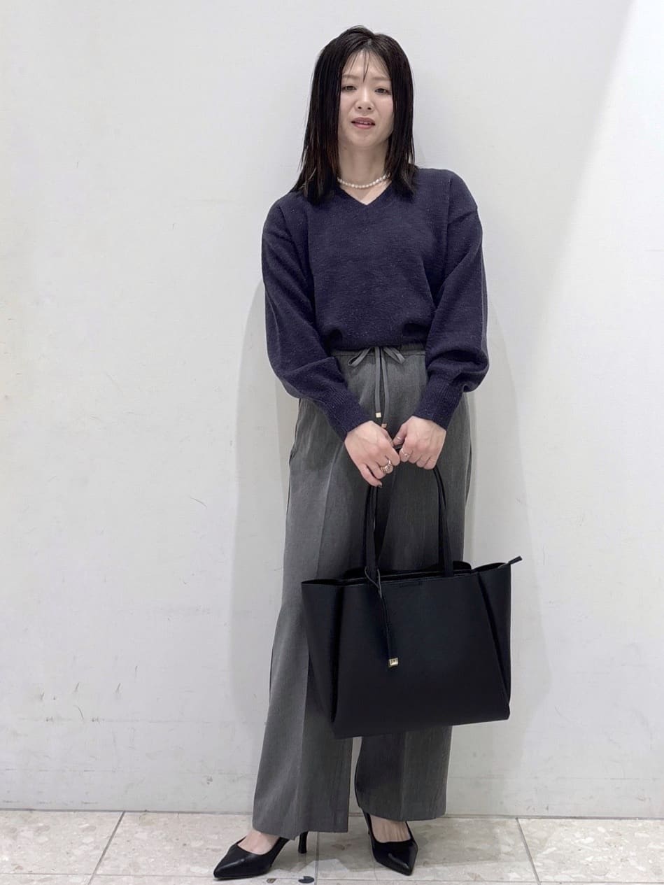 mameさんの「OPAQUE.CLIP｜撥水フードミドルダウンコート【防風／抗菌防臭／洗濯機OK】《S～LL》」を使ったコーディネート