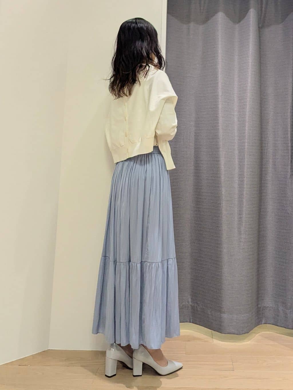 miiさんの「INDIVI｜【洗える／アンサンブル可能】シンプルデザインニット」を使ったコーディネート