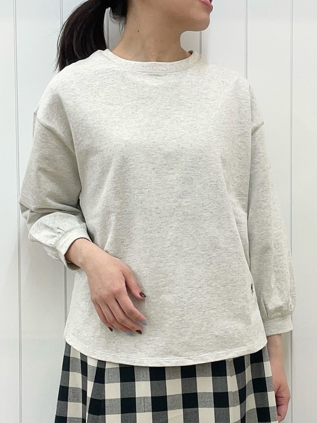 Mayaさんの「Dessin｜【360度可愛い・洗える】バックヘンリーカットソー」を使ったコーディネート