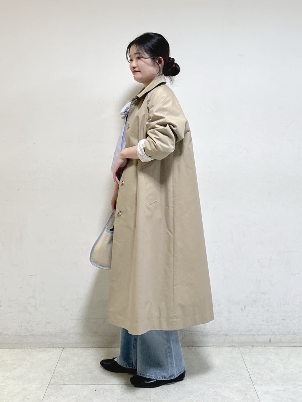Harunaさんの「Dessin｜シャンブレースプリングコート」を使ったコーディネート