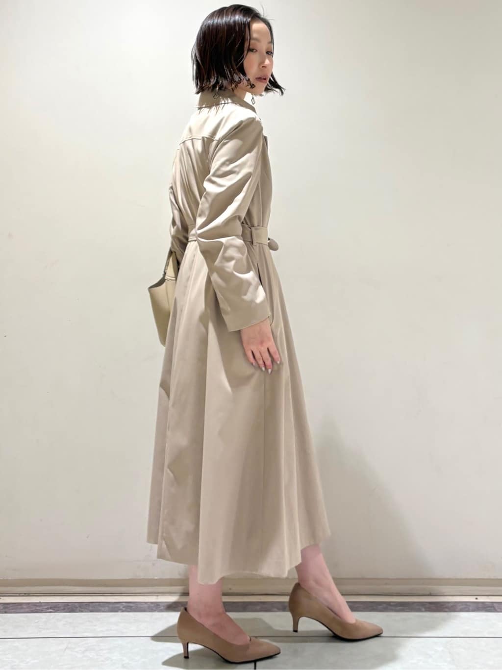 Takahashiさんの「COUP DE CHANCE｜【きれいめ羽織り】Aラインドレスコート」を使ったコーディネート
