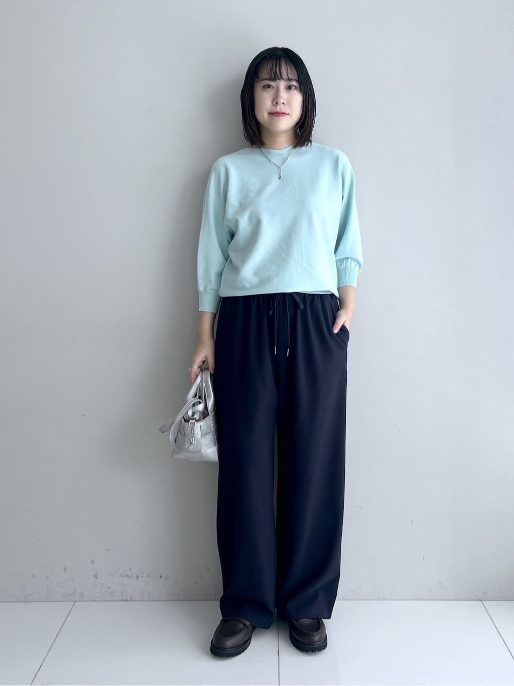 Hirokaさんの「Dessin｜【洗える】後ろボタンニットプルオーバー七分袖」を使ったコーディネート