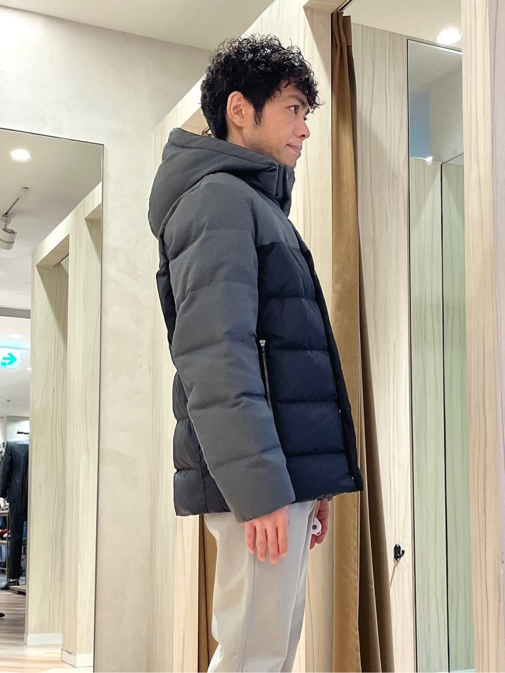 URAさんの「TAKEO KIKUCHI｜カラーコンビ ダウンブルゾン」を使ったコーディネート