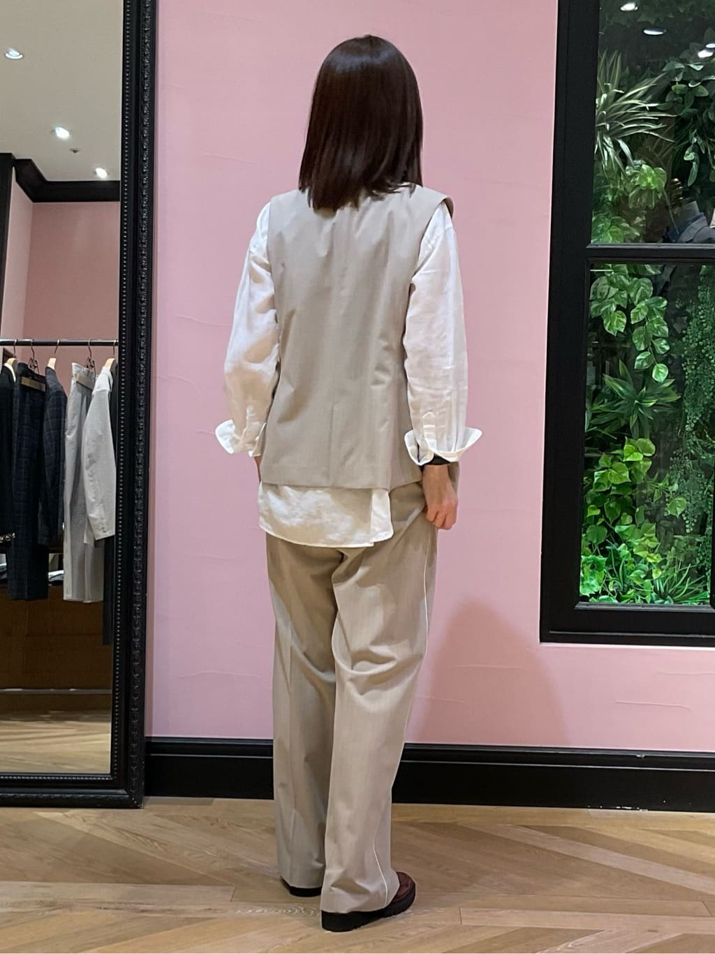 Hiwatashiさんの「DRESSTERIOR｜【セットアップ可/ウォッシャブル】セットアップストライプジレ」を使ったコーディネート