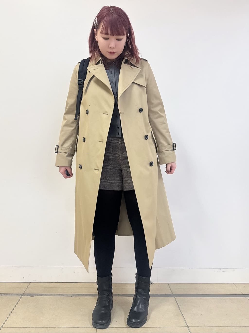 なかもとあきさんの「DRESSTERIOR｜◆【撥水/透湿素材】コットンギャバジントレンチコート」を使ったコーディネート
